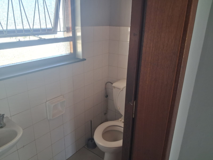 To Let 3 Bedroom Property for Rent in Amalinda Eastern Cape